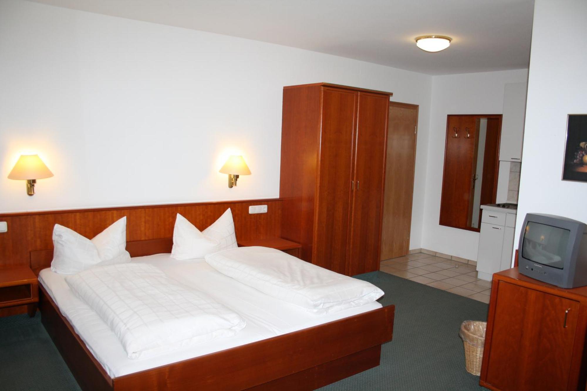 Landhotel Geyer Kipfenberg Exterior photo